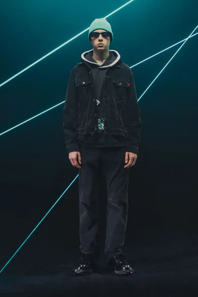 Look 8